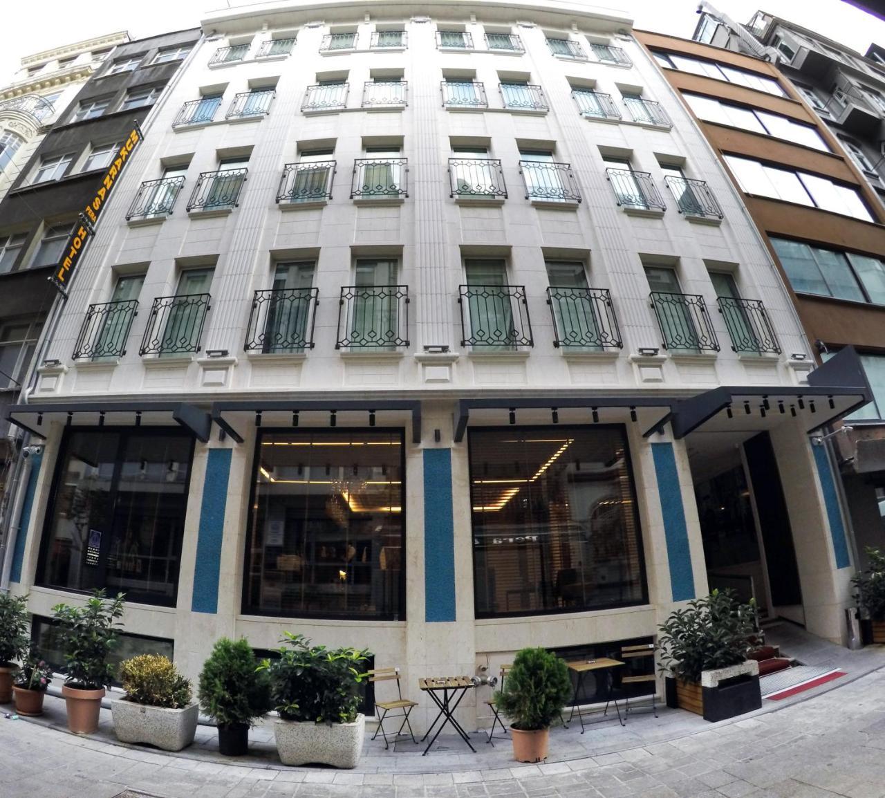 Mukarnas Taksim 3*