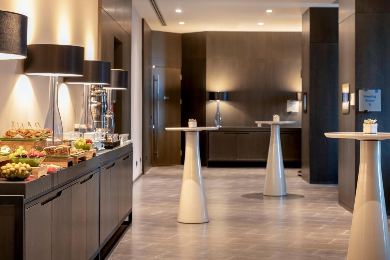 Hotel Centro Westside By Rotana 4*