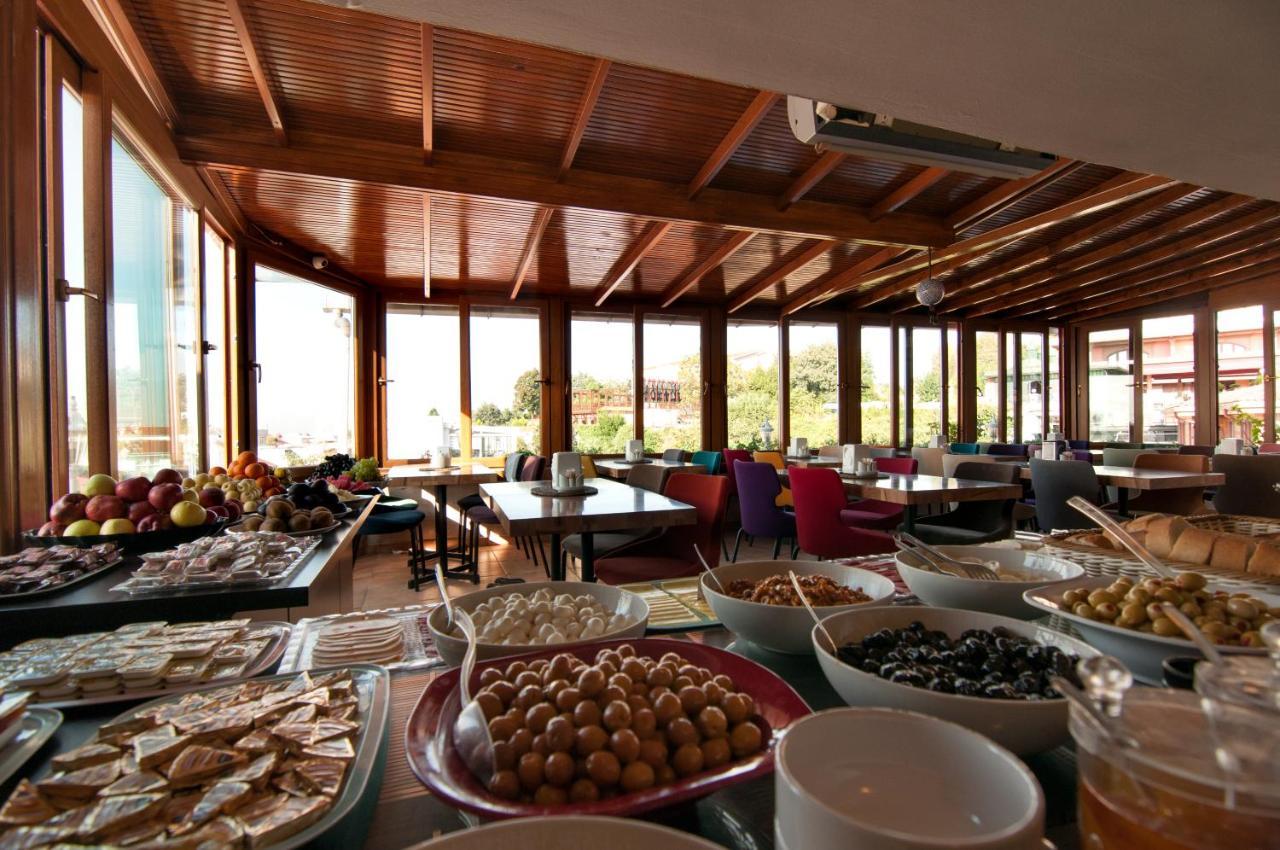 Hotel Mevlana 4*