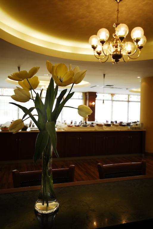 Taksim Metropark Hotel