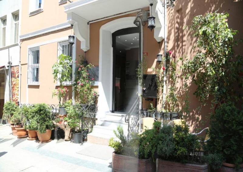 Babu House Hotel