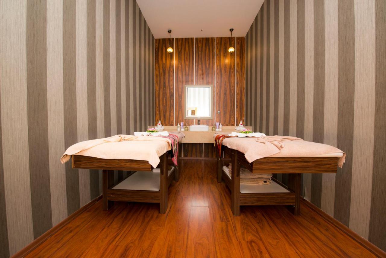 Hotel Manesol Fuar 4*