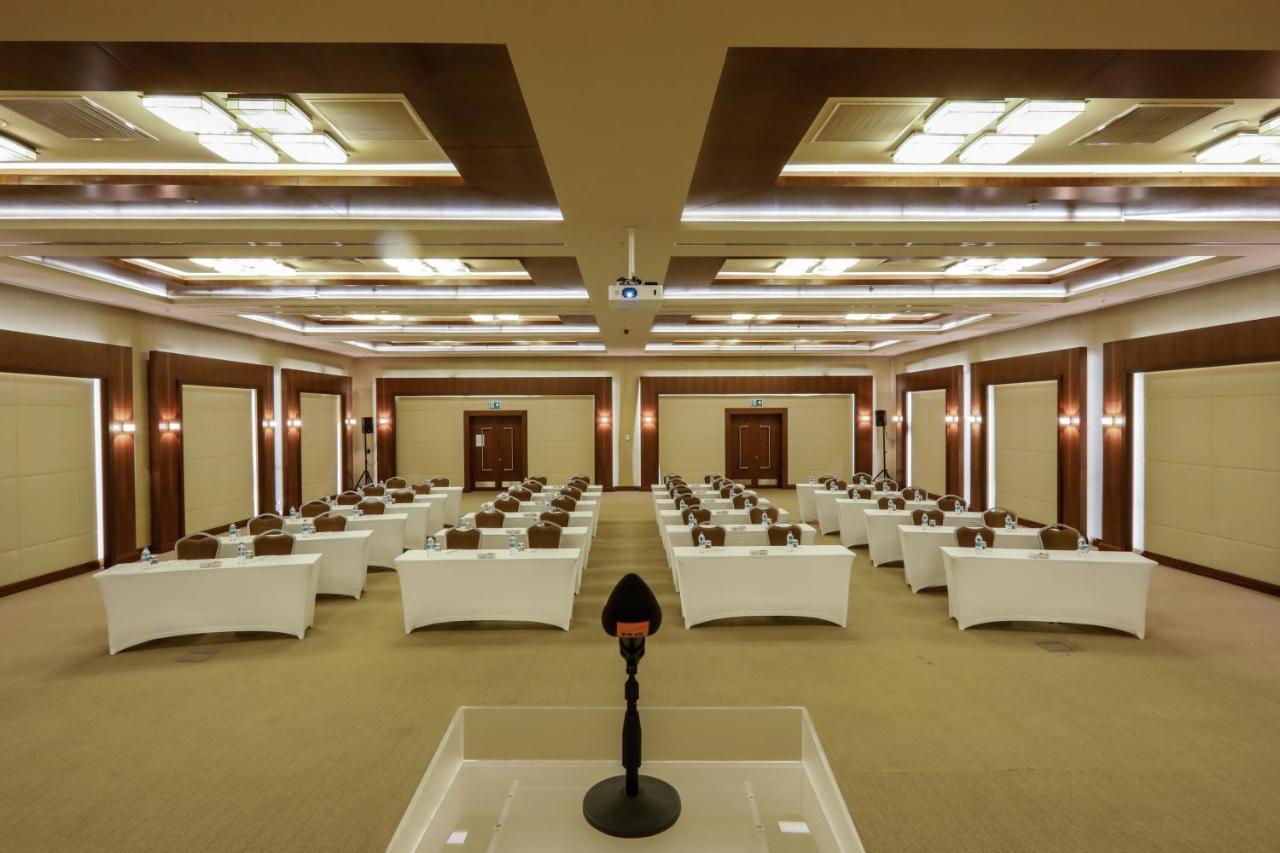 Isg Sabiha Goekcen Airport Hotel 4*