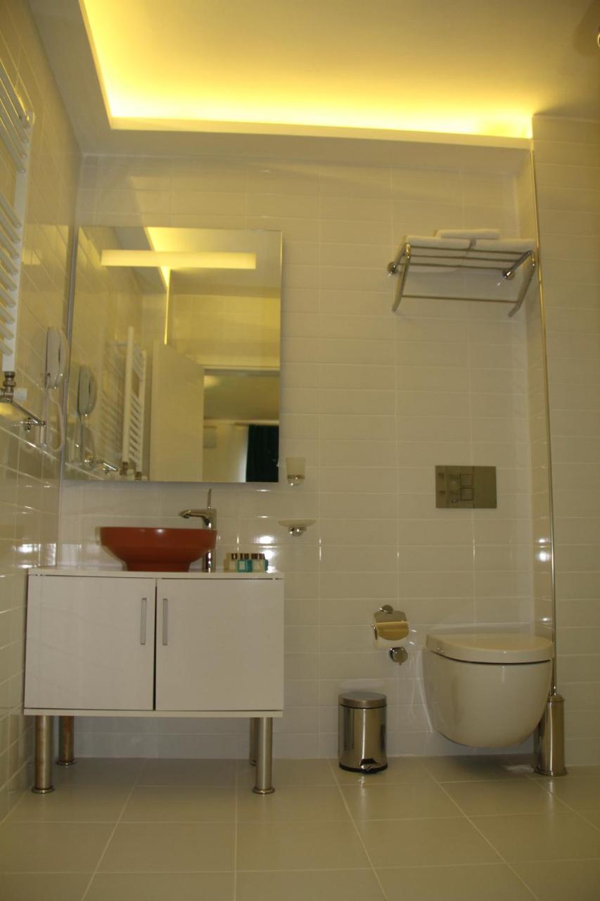 Hotel Yazar