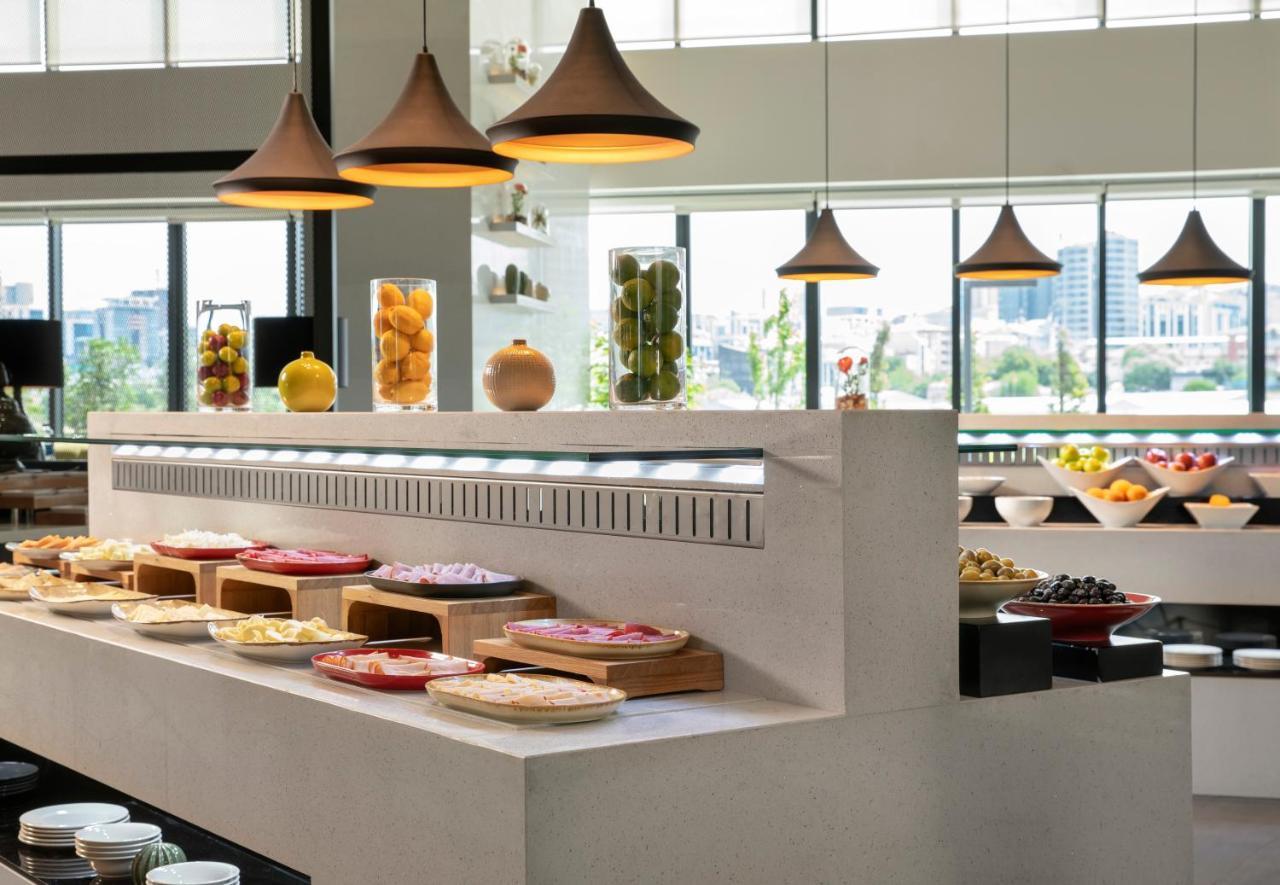 Centro Westside By Rotana 4*