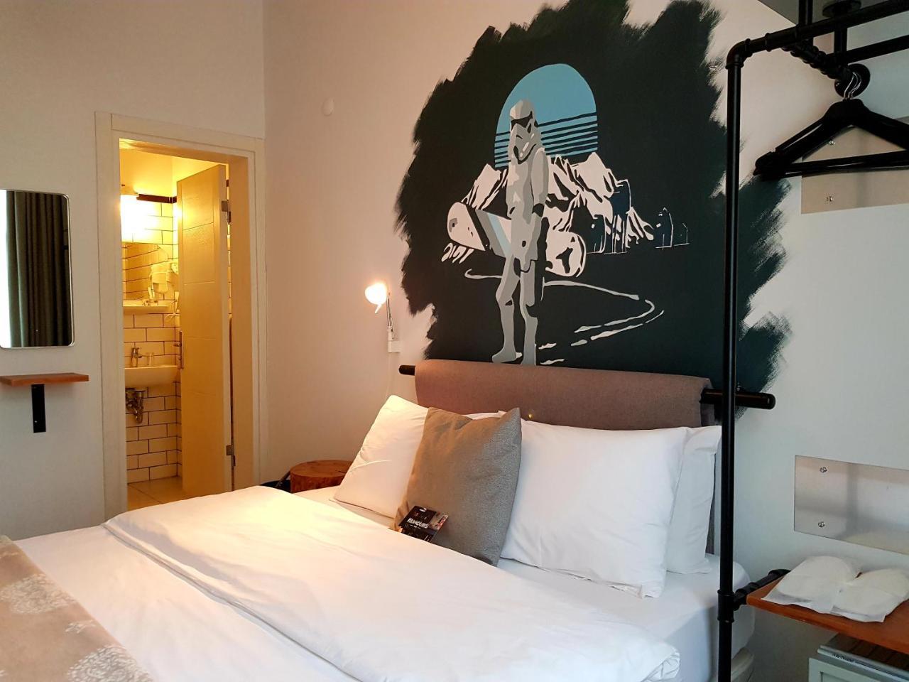 Otel Rumours 2*