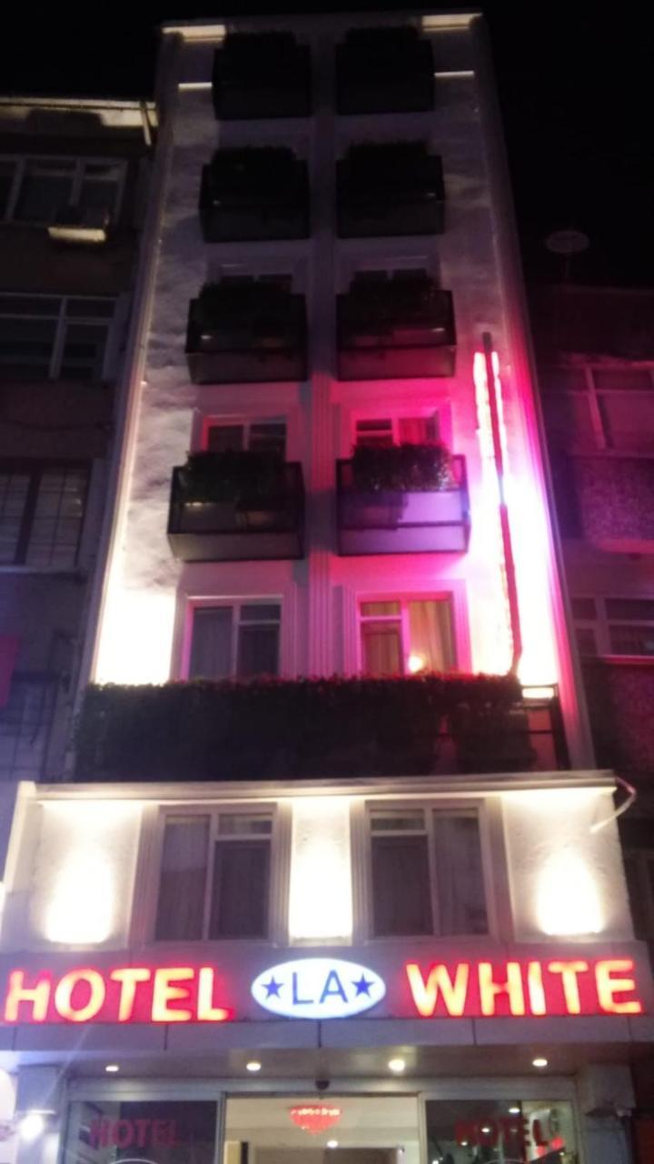 La White Istanbul