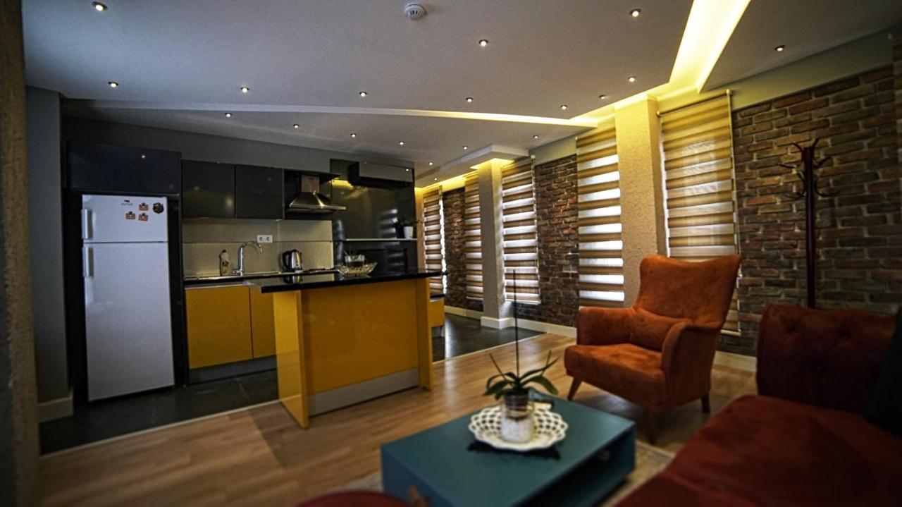 Corner Park 4*