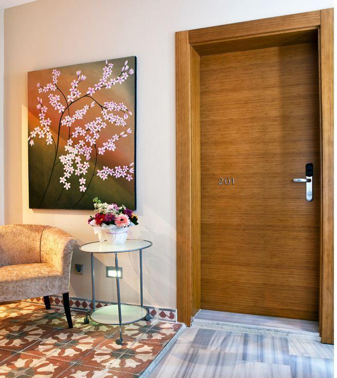Bright Hotel 3*