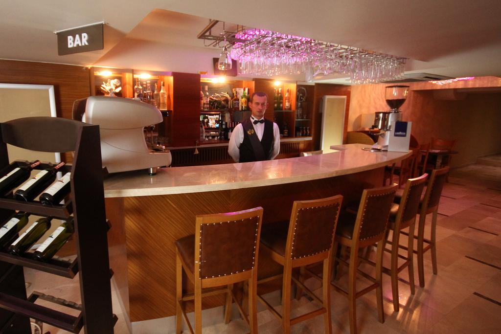 Royce Hotel 3*
