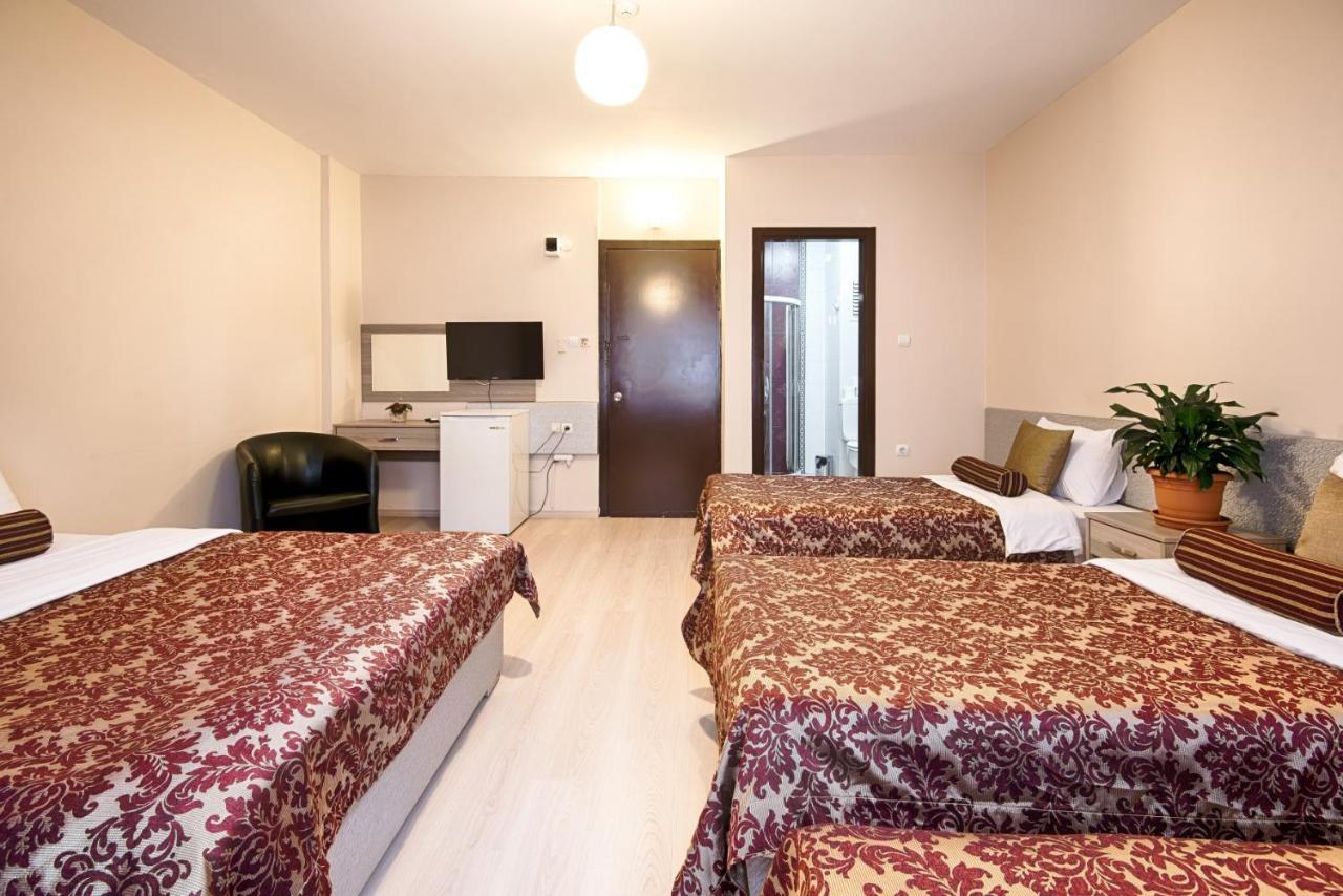 Dinar Hotel 2*