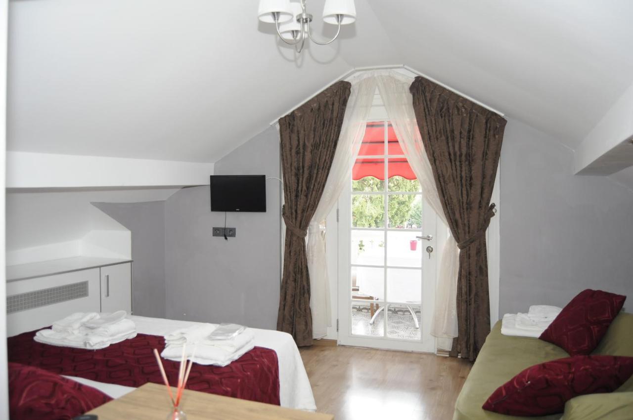 Aparthotel Hisar Bayazit 3*
