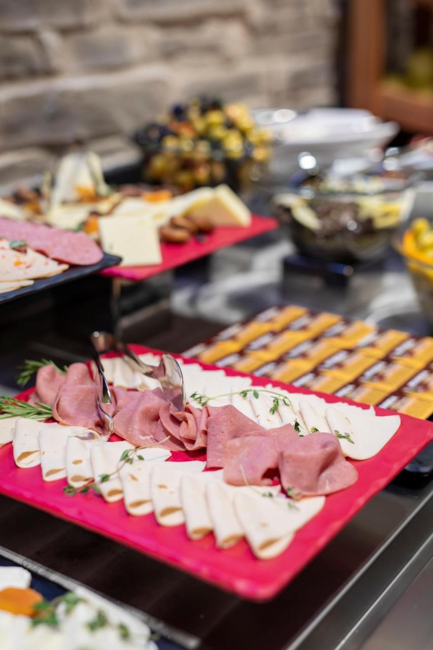 Ibis Styles Atasehir Hotel 4*