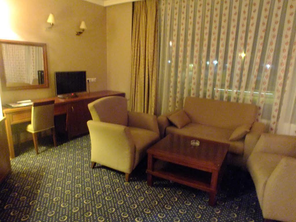 Hotel Kndf Marine Hotel