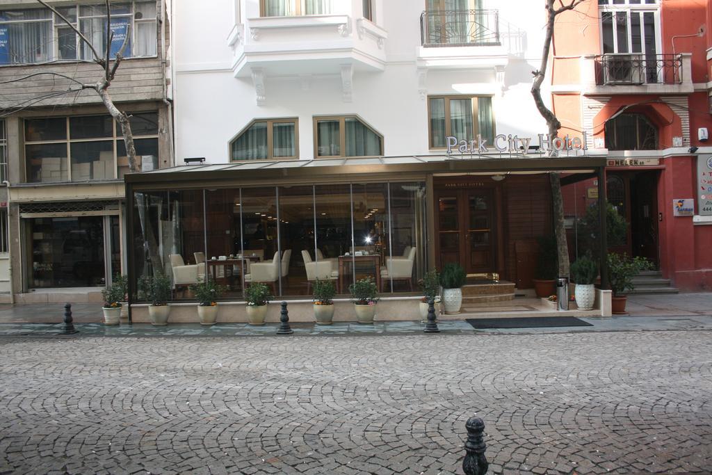 Nova Plaza Park Hotel