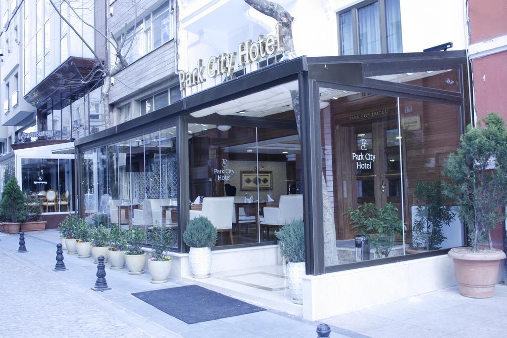 Nova Plaza Park Hotel