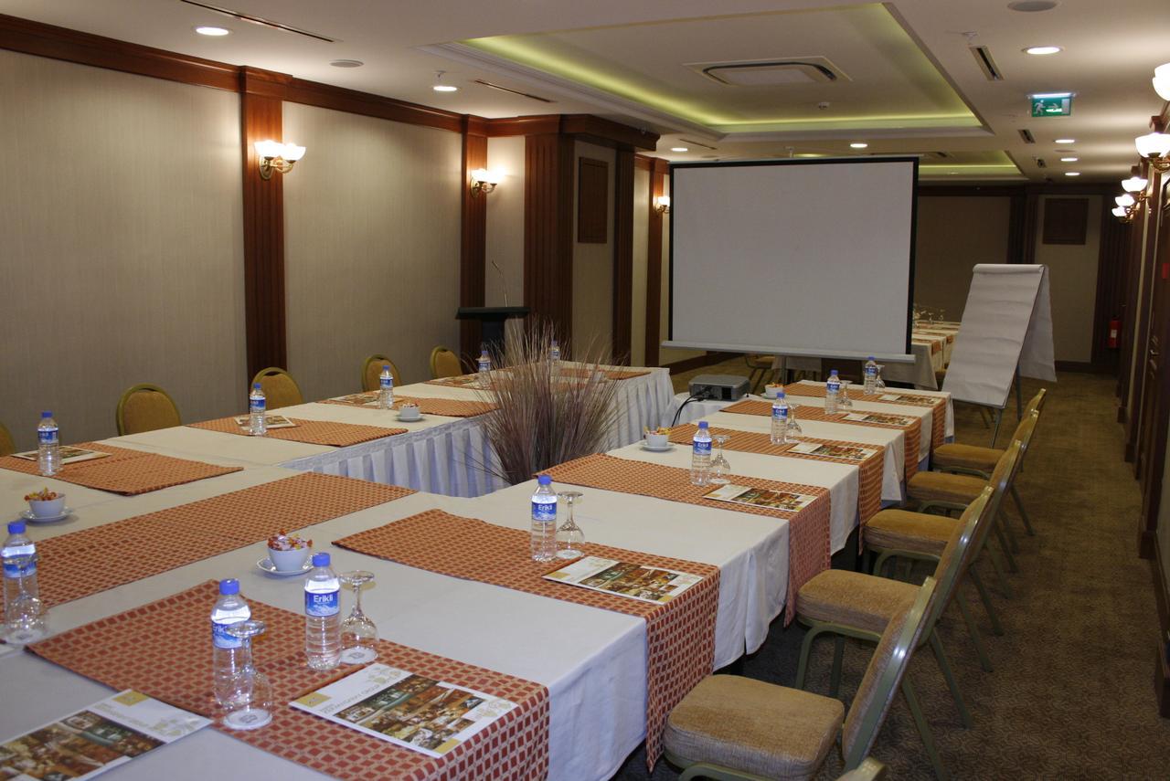 Nova Plaza Park Hotel