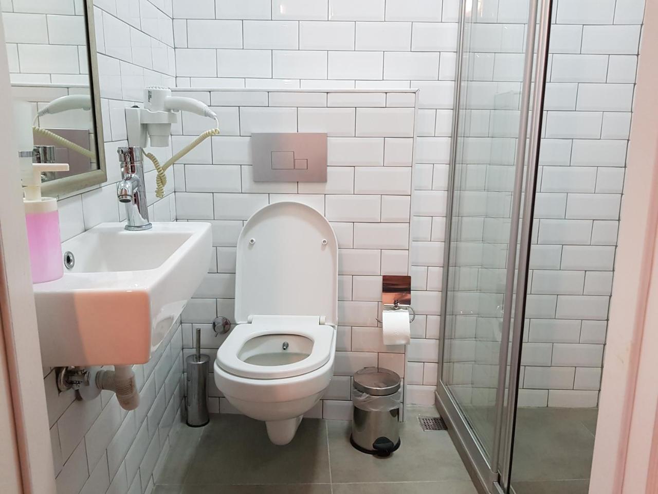 Apart Otel Linden İstanbul