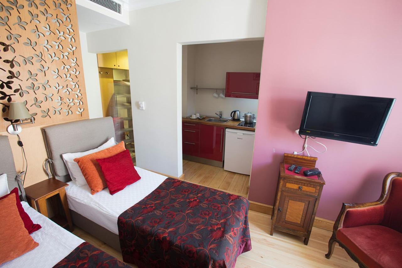 Aparthotel No11 &
