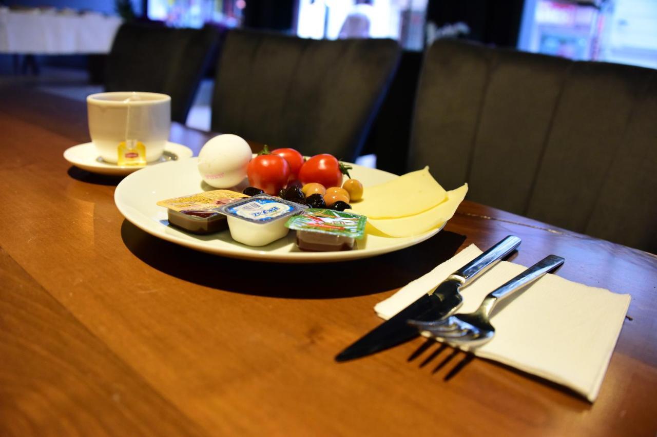 Safir Otel *