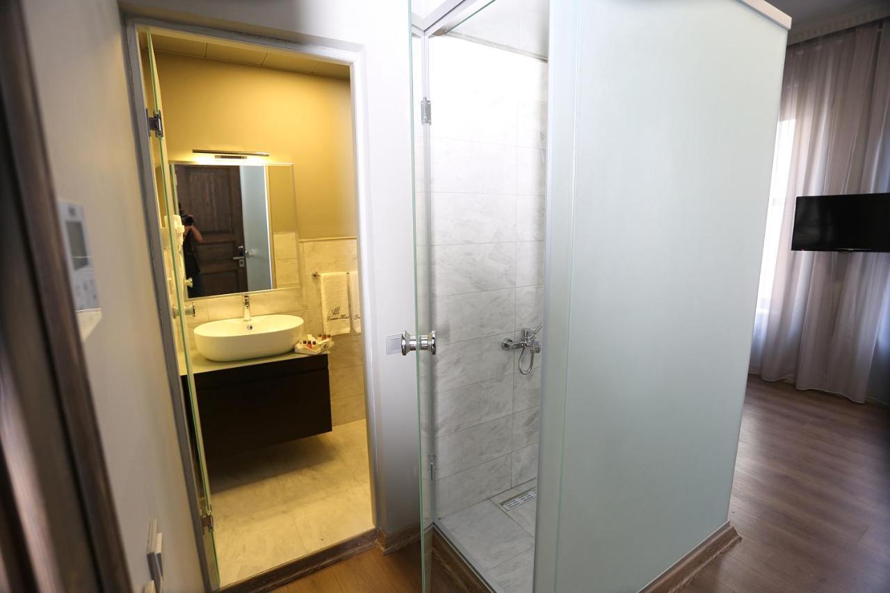 Otel Ferman Pera 3*