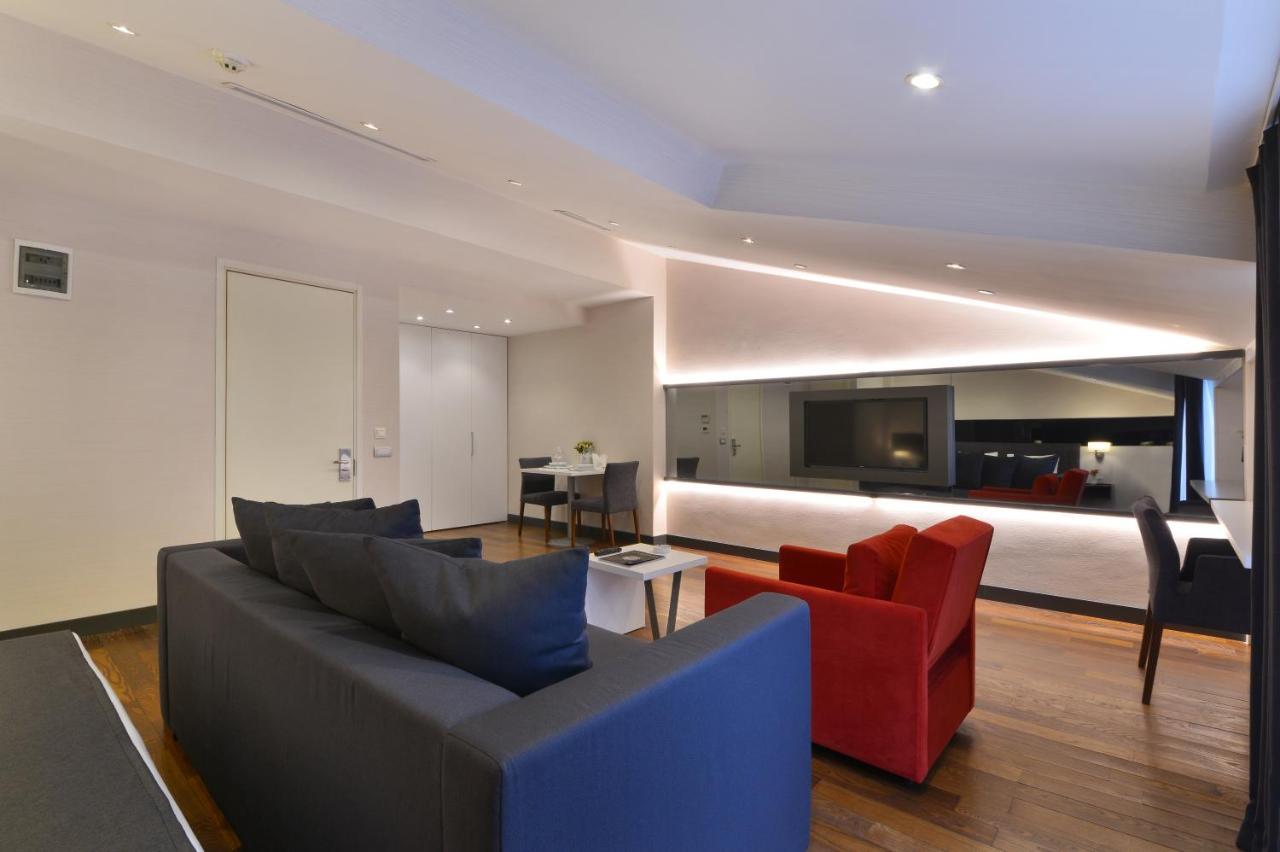 Hotel Nish &