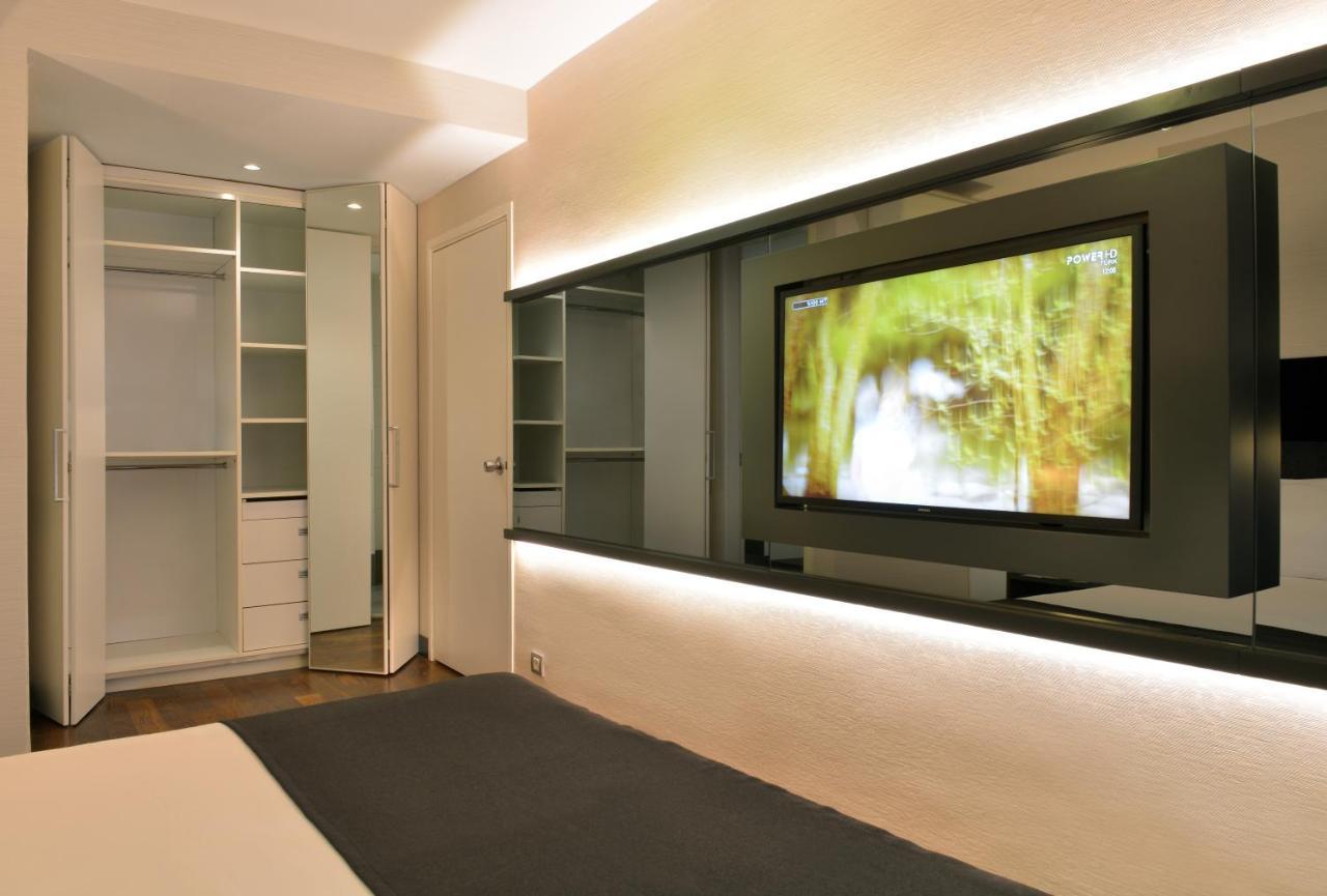 Hotel Nish & 3*