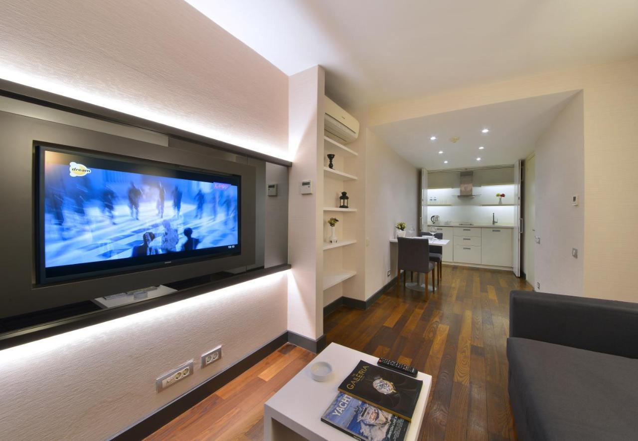 Hotel Nish &