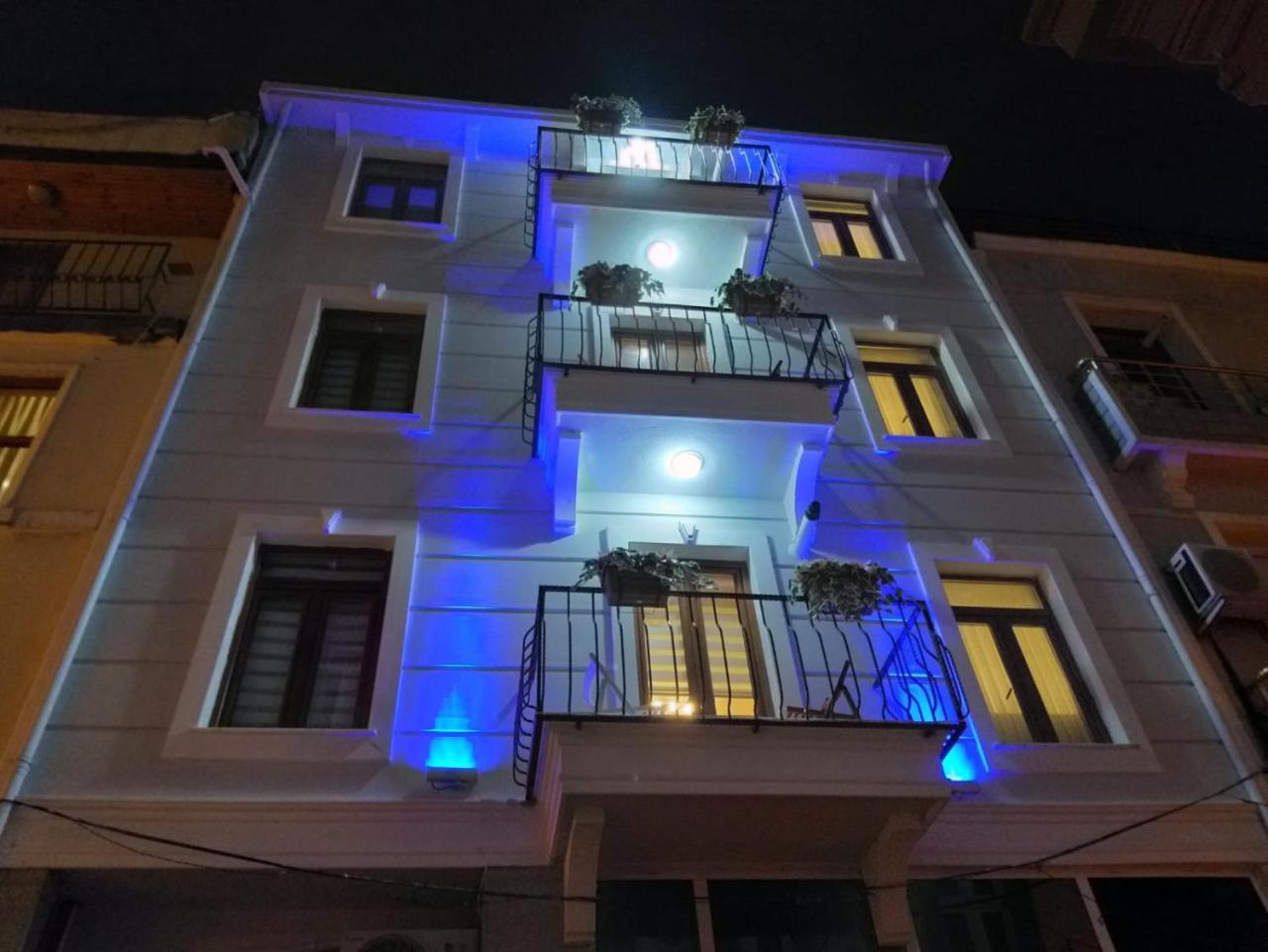Pera Colour House 2*