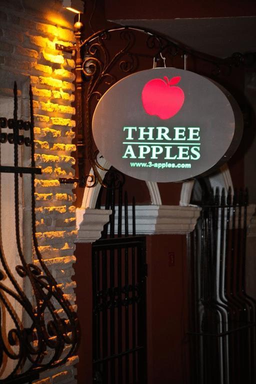 Three Apples Taksim