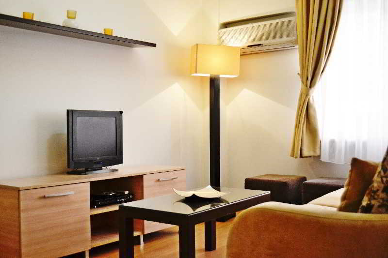 Liva Aparthotel