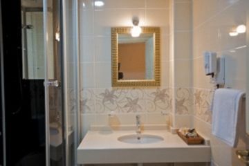 White House Hotel 4*