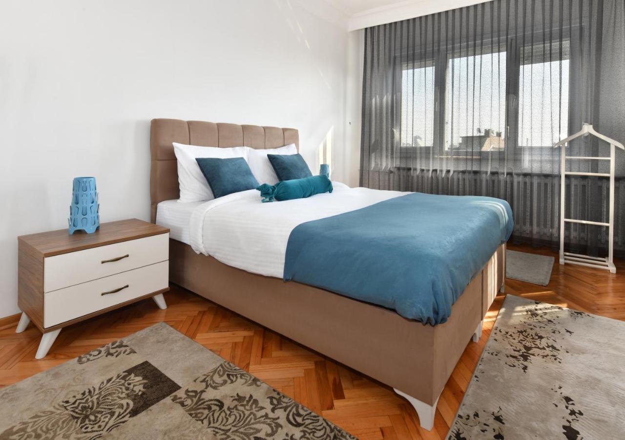 Apartment Color Homes Bomonti