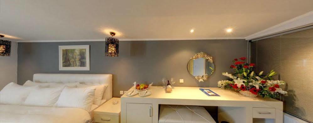 Hotel Adela 4*