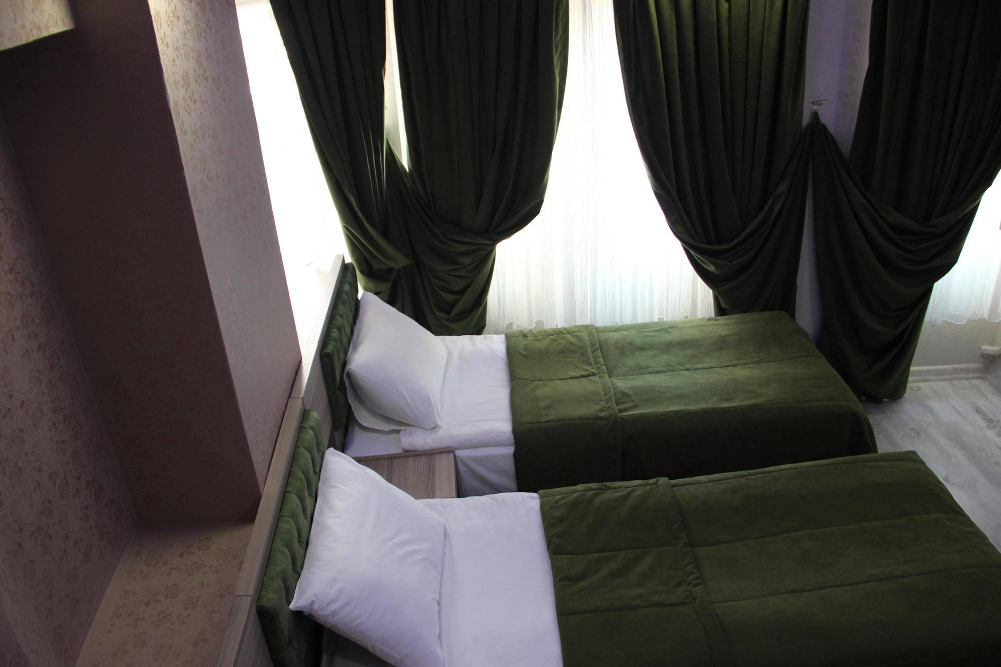 Kaya Madrid 3*