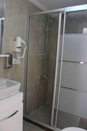 Global Hotel