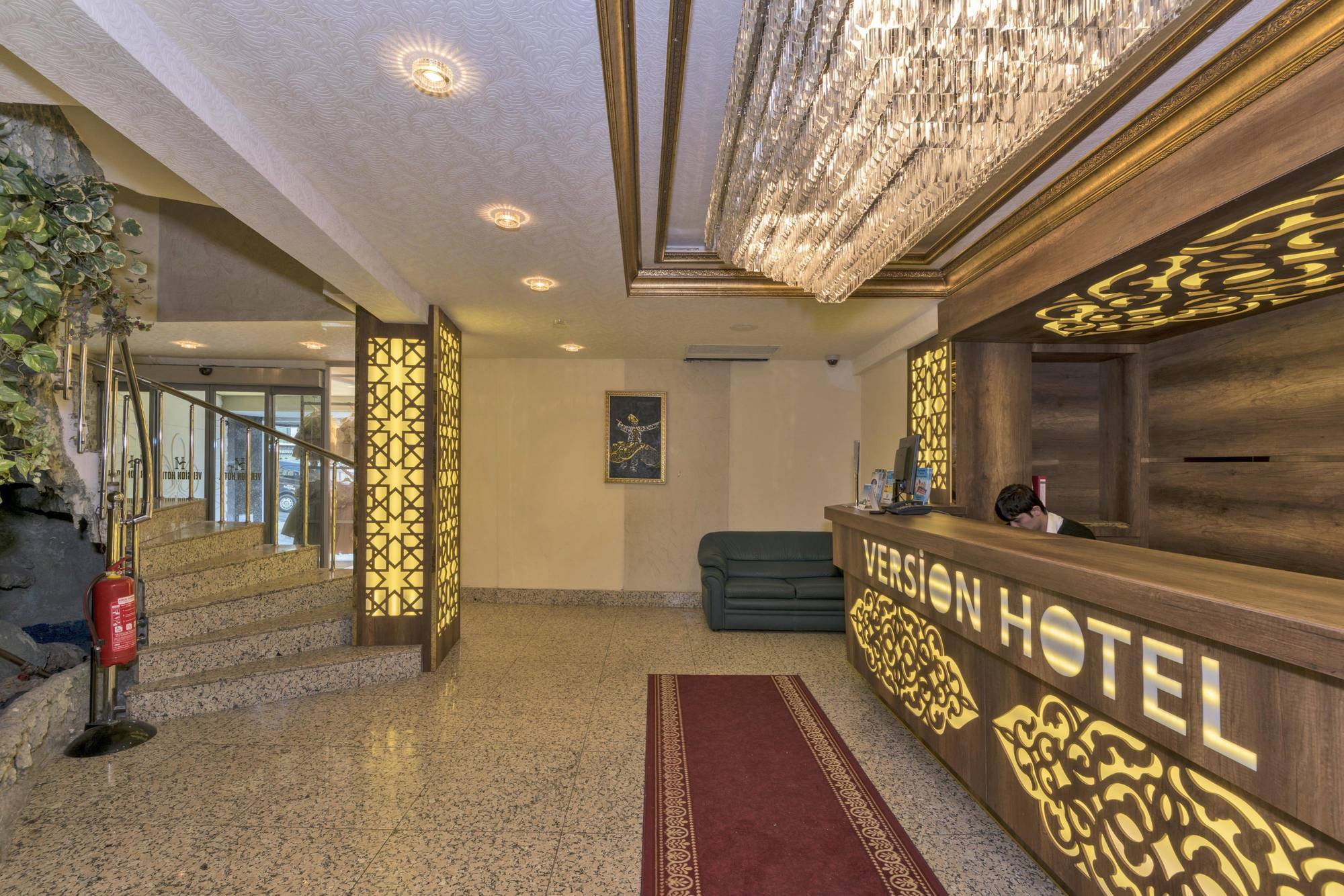 Hotel Version
