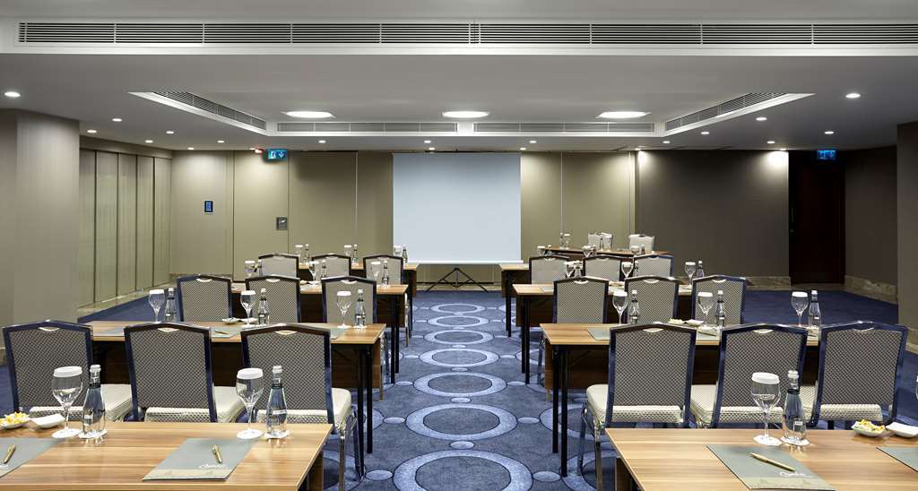 Hotel Doubletree By Hilton Gayrettepe 5*