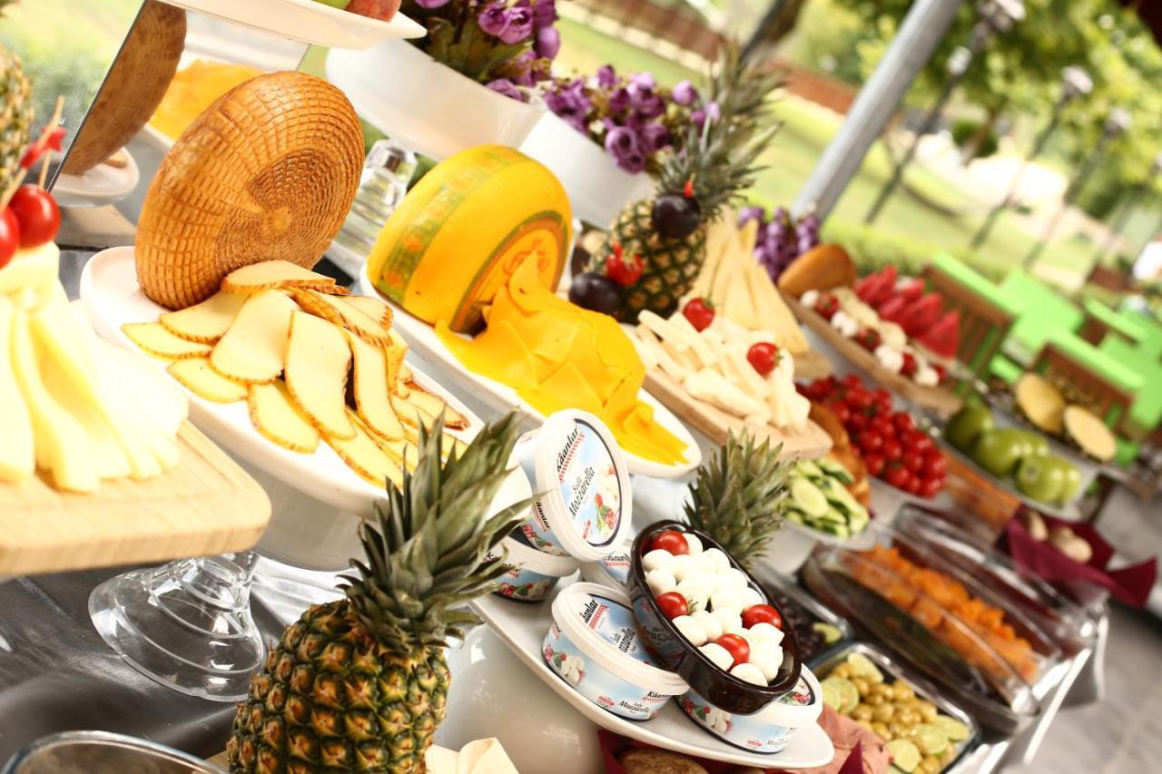 Park Polonezkoey Hotel 3*