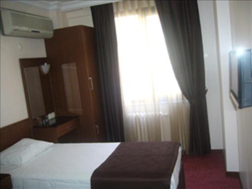 Lyon Hotel Istanbul