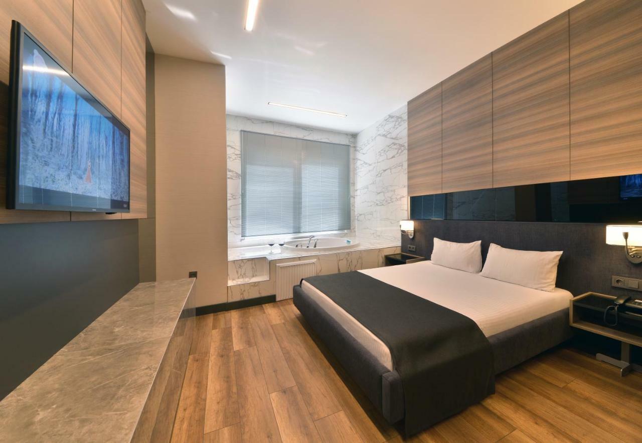 Hotel Nish & Istanbul
