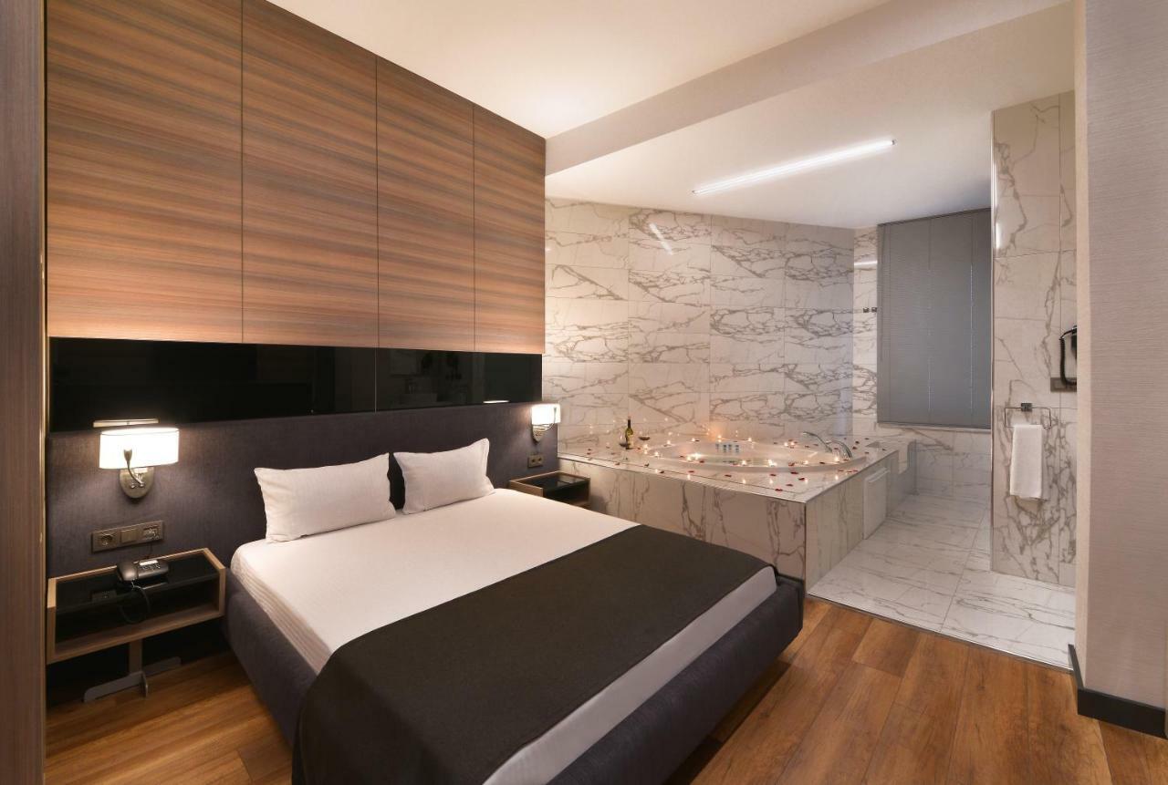 Nish & Hotel Istanbul