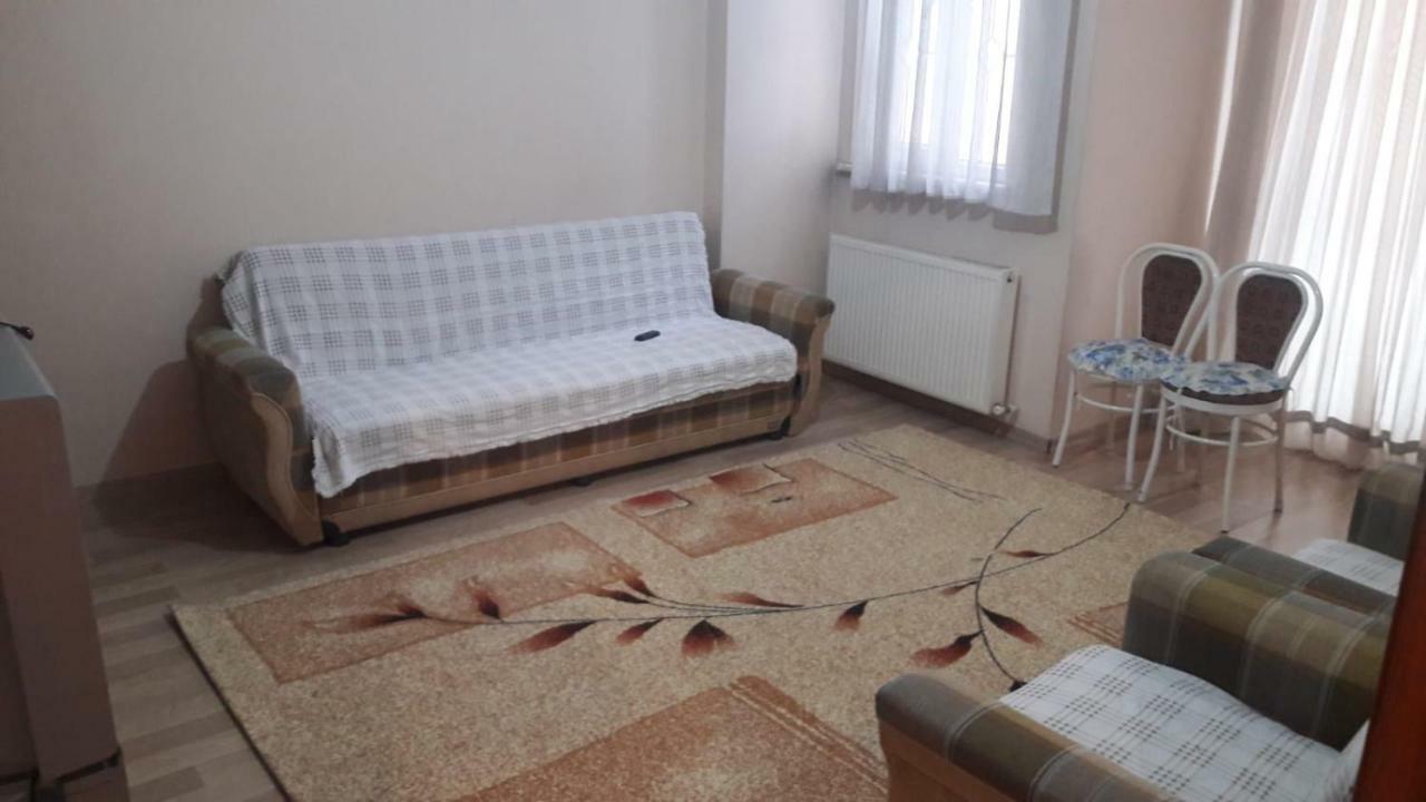 Omer Hayyam Suites 3*