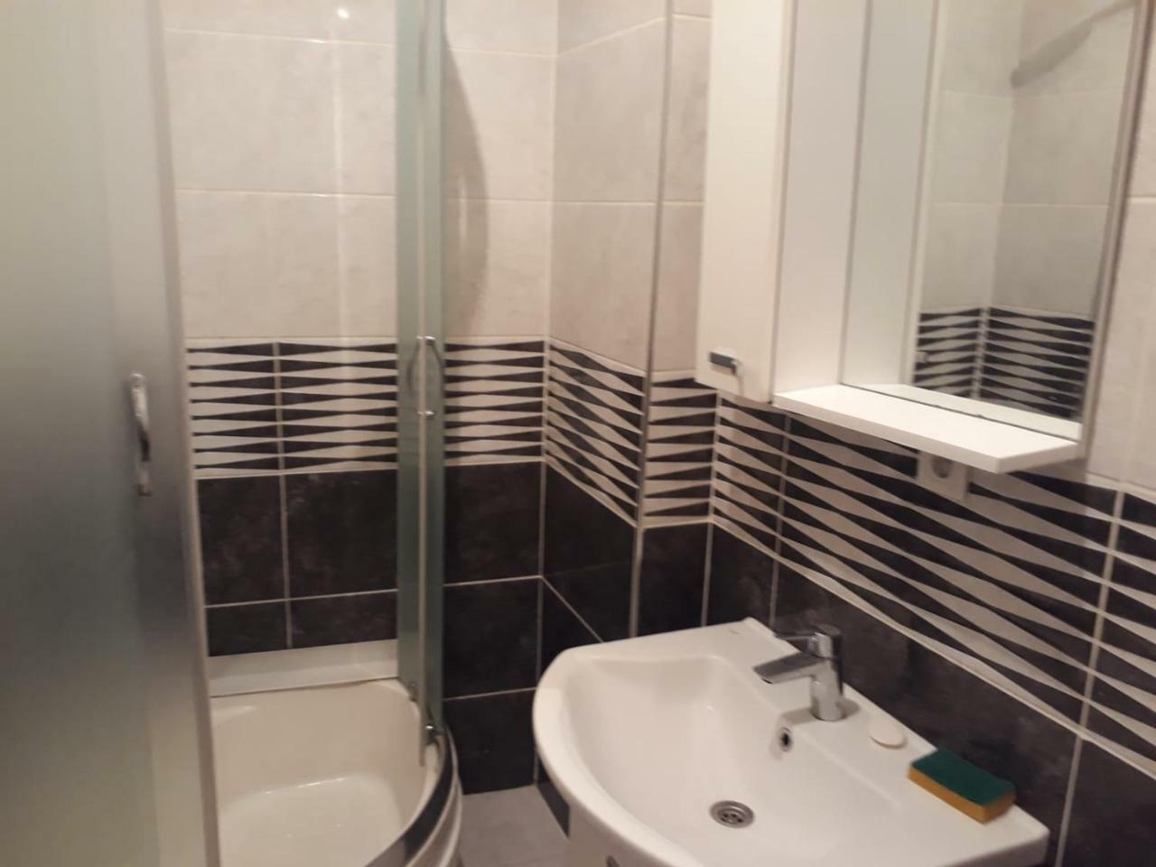 Aparthotel Omer Hayyam Suites