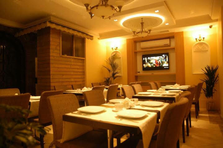 Bulvar Hotel 3*