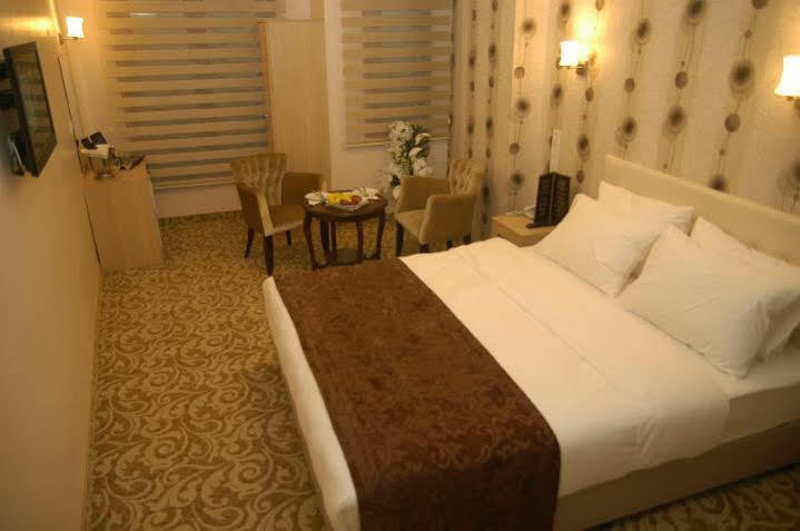 Hotel Bulvar 3*