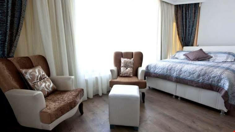 Molton Kabatas Otel