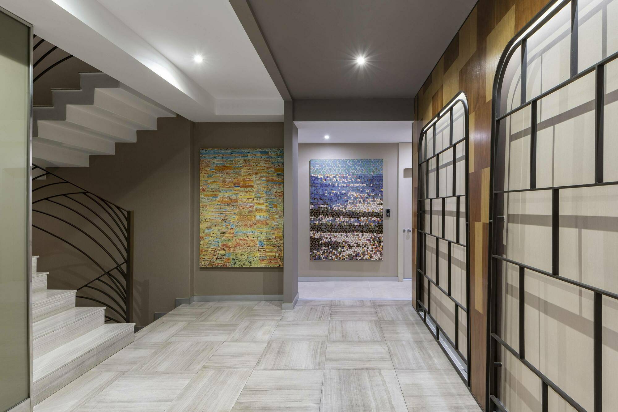 Upsuites Otel