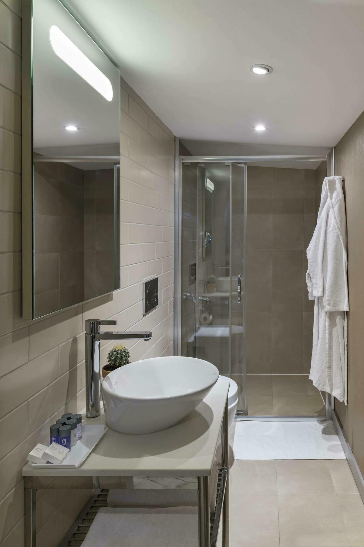 Otel Upsuites