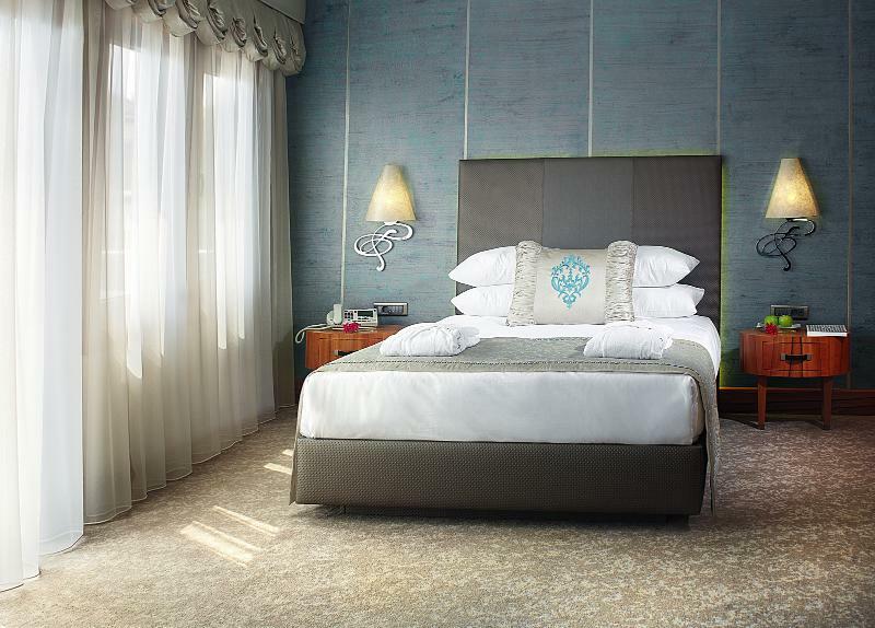 Biz Cevahir Sultanahmet Hotel 4*